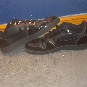 Leather Nike Low Tops